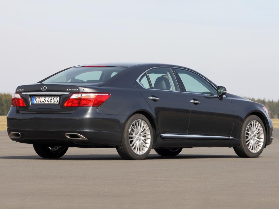  Lexus LS460 2009 года  (EU) (фото 6 из 12)